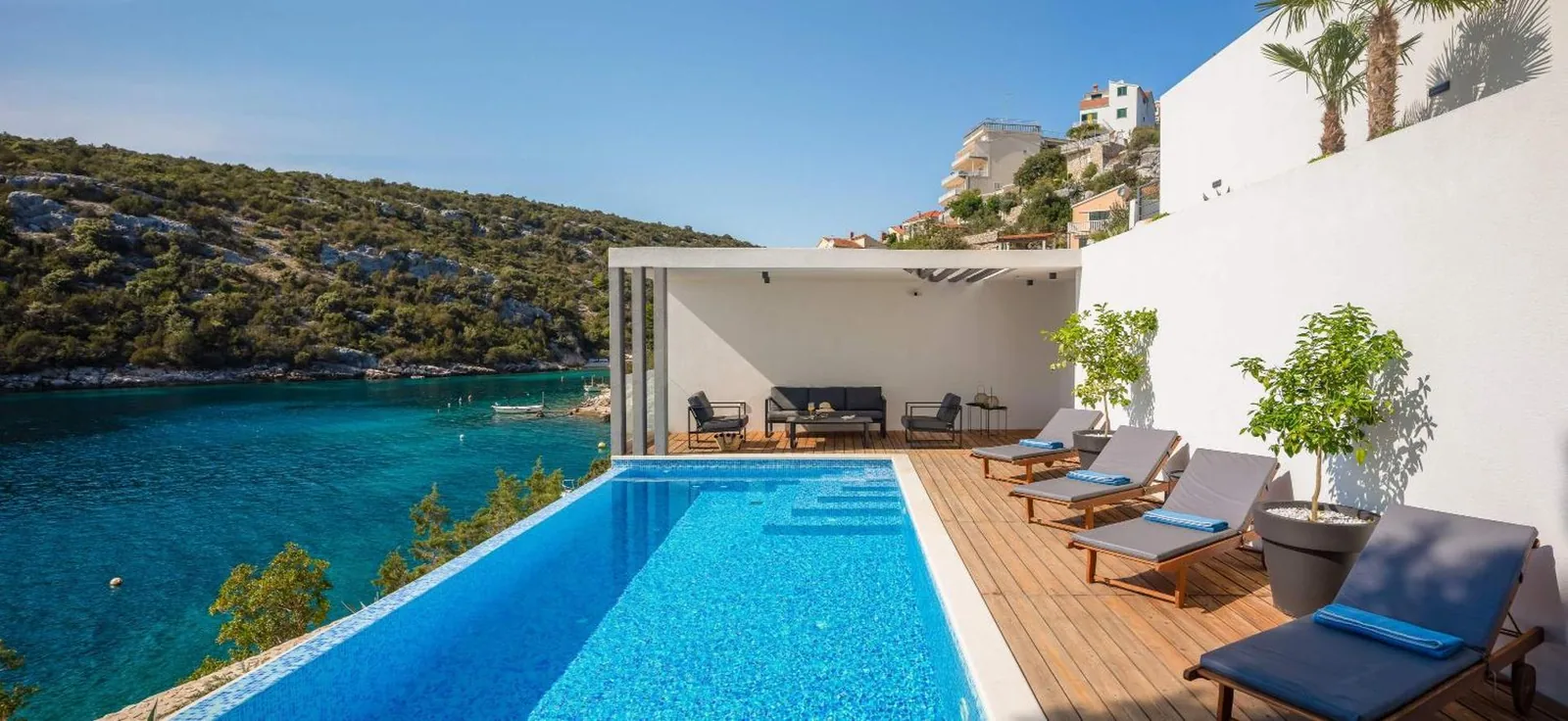 Villa Extravaganza, Aufnahme 3